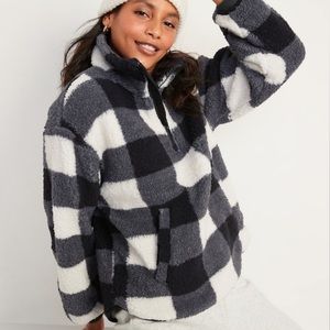 NWT Sherpa Half Zip Buffalo Checked Pullover